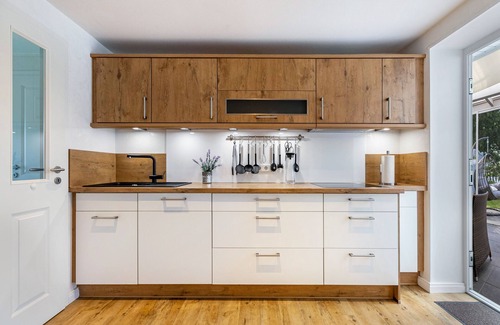 Sollwitt Apartment | Apartment 'Ferienwohnung Butjes' with Private Terrace, Shared Garden and Wi-Fi