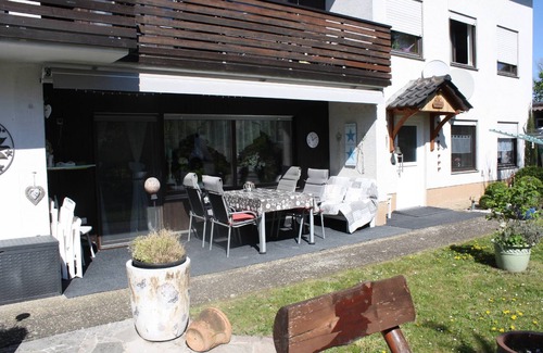 Segnitz Apartment | Apartment 'Ferienwohnung Leipold' with Private Terrace, Private Garden and Wi-Fi