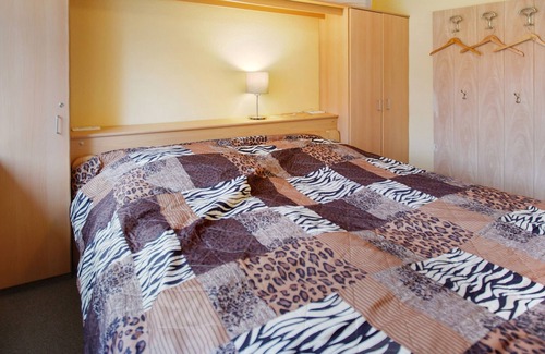 Nesse Apartment | Apartment "Fewo Nordbusch - Nesse" with Terrace & Wi-Fi