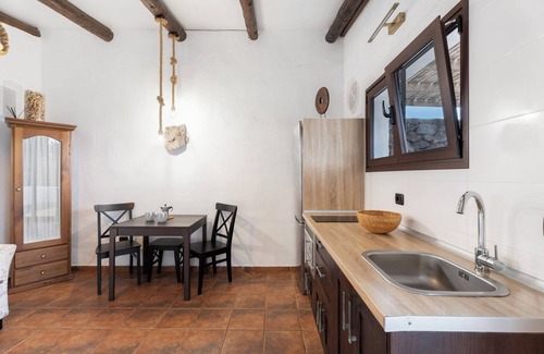 Las Puntas Apartment | Apartment 'Finca Wapa - Gárgola' with Sea View, Wi-Fi and Air Conditioning