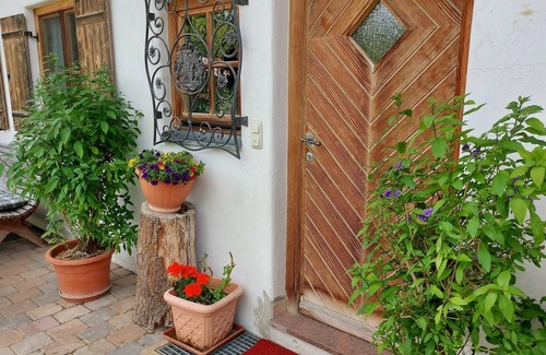 Grassau Apartment | Apartment for 2-4 pers. (58sqm), 2 sep. bedrooms, 1 double bed, 1 bunk bed, 1G