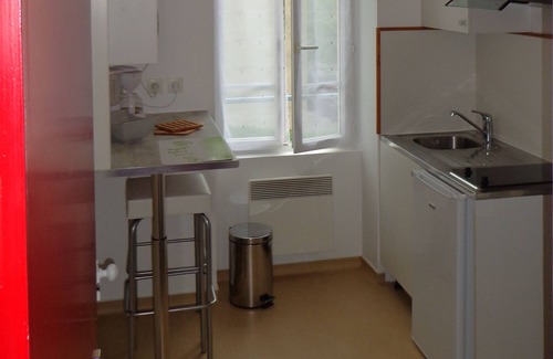 Gueret Apartment | Apartment for 2 people in the center of a "large village in the countryside"
