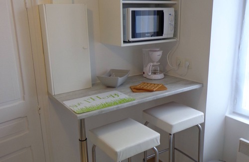 Gueret Apartment | Apartment for 2 people in the center of a "large village in the countryside"