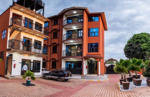 Kampala Apartment | apartment for 2 to 4 people in Blue Pearl - Kampala