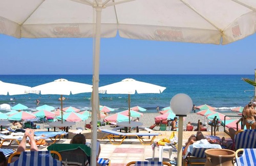 Adelianos Kampos Apartment | Apartment for 3 persons, with swimming pool, near the beach