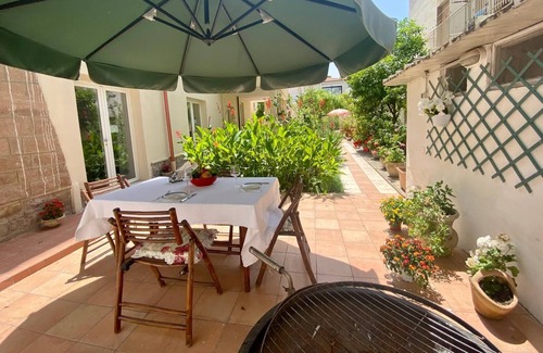 Lido Apartment | Apartment for 4 people facing the beach with garden