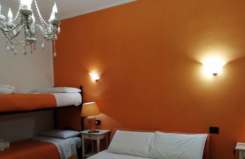 Sud Apartment | Apartment for 5 people in villa with garden