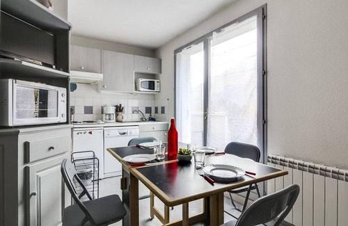 Bareges Apartment | Apartment for 6 with balcony and parking in Barèges