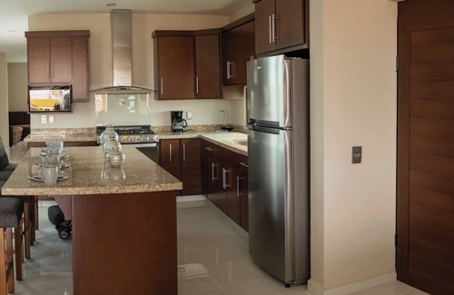 Arandas Apartment | Apartment for 8 with terrace and BBQ in the city center