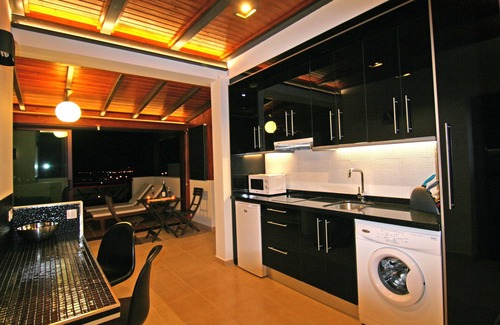 Corralejo Apartment | Apartment for couples "Crystalsuite" With nice ocean views. Free WIFI