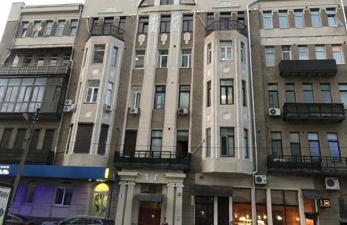 Petrovskoye Apartment | Apartment for rent in the city center of Kharkiv K18 Elinaflats