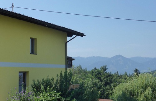 Gschriet Apartment | Apartment for up to 4 people with stunning views of Lake Millstatt