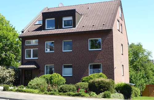 Bottrop Apartment | Apartment for up to 4 people in a central location with private parking