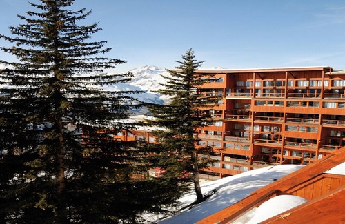 Arc-1600 Apartment | Apartment in France with Balcony Views