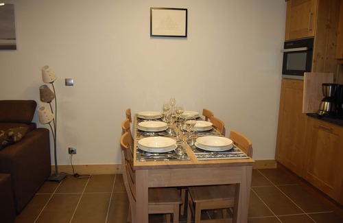 Champagny-en-Vanoise Apartment | APARTMENT Le Yeti - 6 People - Skiing - CHAMPAGNY - LA PLAGNE - ARCS