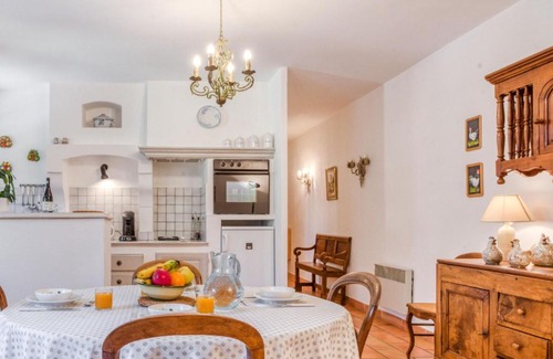 Saint-Roman-de-Malegarde Apartment | Apartment Le Petit Champs