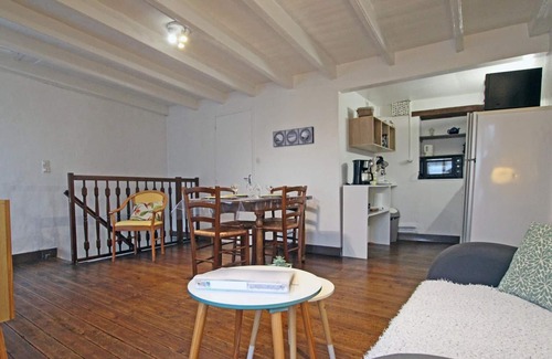 Saint-Vaast-la-Hougue Apartment | Apartment Saint-Vaast-la-Hougue, 2 bedrooms, 4 persons