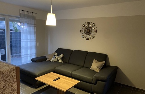 Alstatte Apartment | Apartment 'Franke' with Private Terrace and Wi-Fi