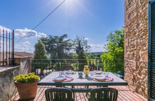 Casale Marittimo Apartment | Apartment Frantoio by Interhome