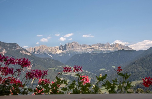 Cornedo All'isarco Apartment | Apartment 'Furnerhof Apt Olpenglühn' with Mountain View, Shared Garden and Wi-Fi
