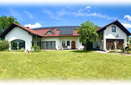 Hohenwart Apartment | Apartment 'Galerie' with Shared Pool, Shared Garden and Wi-Fi
