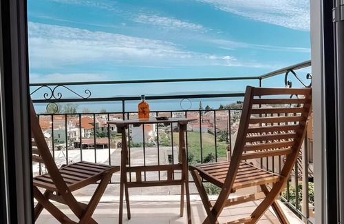 Kavos Apartment | Apartment 'Gavriil 3' with Sea View, Wi-Fi and Air Conditioning