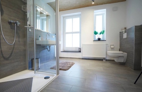 Warendorf Apartment | Apartment 'Gemütliche Altbauwohnung' with Private Terrace, Private Garden and Wi-Fi