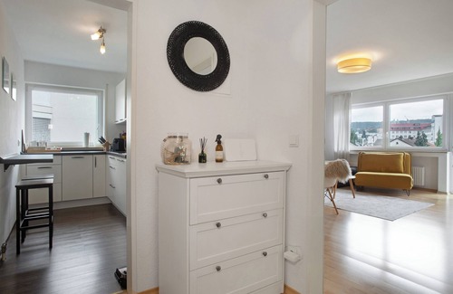 Weingarten Apartment | Apartment 'Geräumige Schöne Ferienwohnung' with Private Terrace, Balcony and Wi-Fi