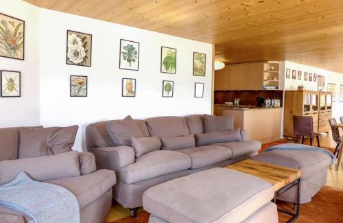 Murren Apartment | Apartment Gloria Süd by Interhome