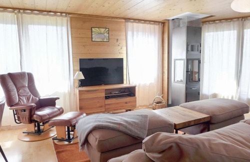 Murren Apartment | Apartment Gloria Süd by Interhome