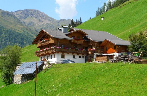 Innervillgraten Apartment | Apartment Gutwenger on the sunny slope of Innervillgraten