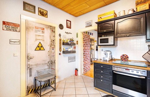 Korbach Apartment | Apartment 'Happy Place Indu Style' with Private Terrace, Private Garden and Wi-Fi