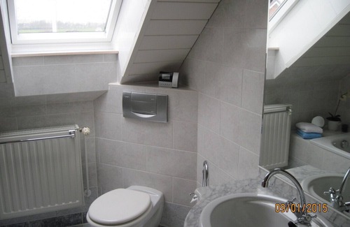 Brunsbuttel Apartment | Apartment 'Haus Herzog' with Shared Garden and Wi-Fi