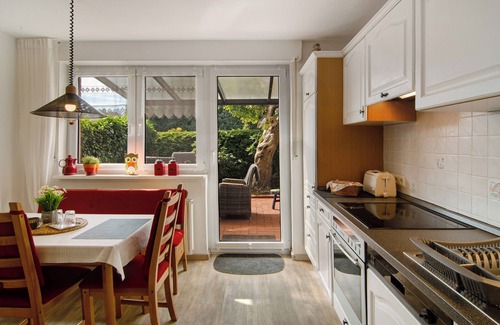 Rhauderfehn Apartment | Apartment 'Haus Scheve' with Private Terrace, Private Garden and Wi-Fi