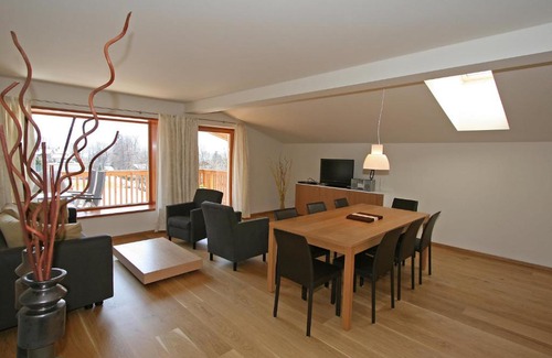 Thumersbach Apartment | Apartment Haus Sonne by Interhome