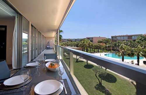 Salgados Apartment | 'Apartment Herdade dos Salgados' close to the Beach with Shared Pool & Wi-Fi