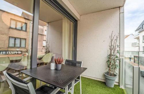 Bredene Apartment | Apartment Heritage by Interhome
