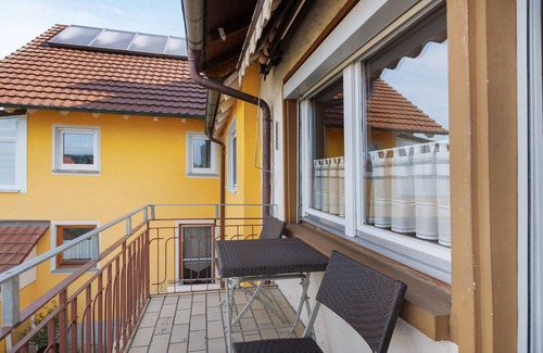 Engen Apartment | Apartment 'Hewenpanorama 4' with Mountain View, Shared Terrace and Wi-Fi