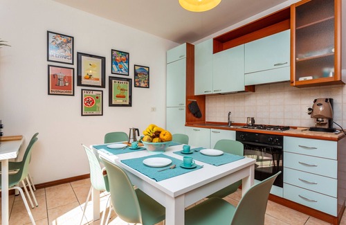 Coste Apartment | Apartment 'Home Centrum 2' with Sea View, Wi-Fi and Air Conditioning
