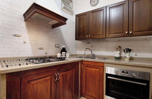 Giovinazzo Apartment | Apartment 'Home Sweet Home' with Balcony, Wi-Fi and Air Conditioning