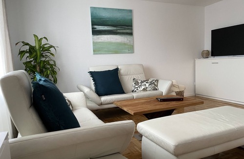 Tettnang Apartment | Apartment 'HopfenGlück' with Balcony & Wi-Fi für holiday guests
