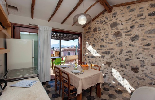 Orosei Apartment | Apartment "Hora Vona" with Sea View, Terrace & Wi-Fi