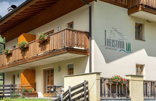 Pracupola Apartment | Apartment Hotel 'Naturresidenz Theistadl Apt 102' with Lake View, Garden & Wi-Fi