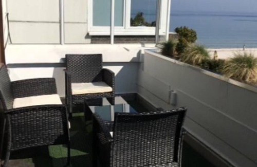 Scharbeutz Apartment | Apartment house Terrassenhügel - Strandallee 140, direct beach location -Teilseebli