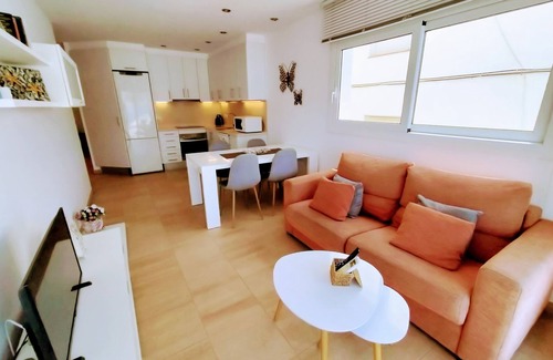 Port de la Selva Apartment | Apartment in the first sea line. Ideal for families.