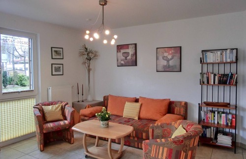 Graal Mueritz Apartment | Apartment i8 - 2-room apartment close to the beach on the ground floor for 3 pers.