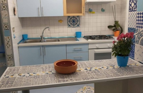 Pontecagnano Faiano Apartment | Apartment 'Ida's' with Mountain View, Wi-Fi and Air Conditioning
