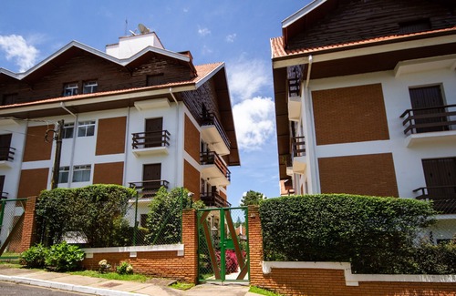 Campos do Jordao Apartment | Apartment "Ideal for walking to Capivari"