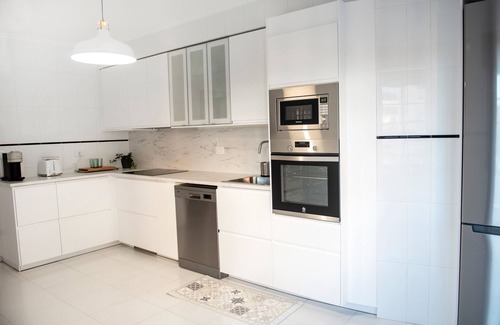 Chantada Apartment | Apartment 'Ideal Turismo' with Balcony and Wi-Fi