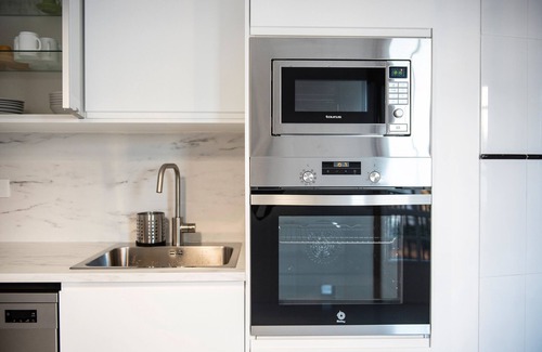 Chantada Apartment | Apartment 'Ideal Turismo' with Balcony and Wi-Fi